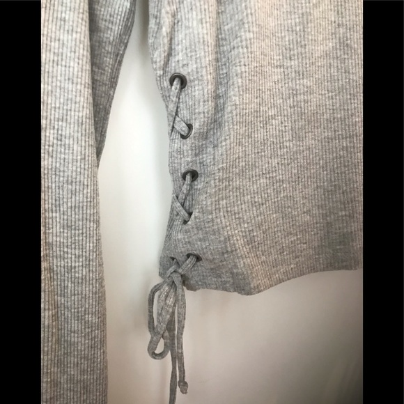 Splendid Women’s Long Sleeve Lux Rib Lace up Top NWT - Picture 3 of 4